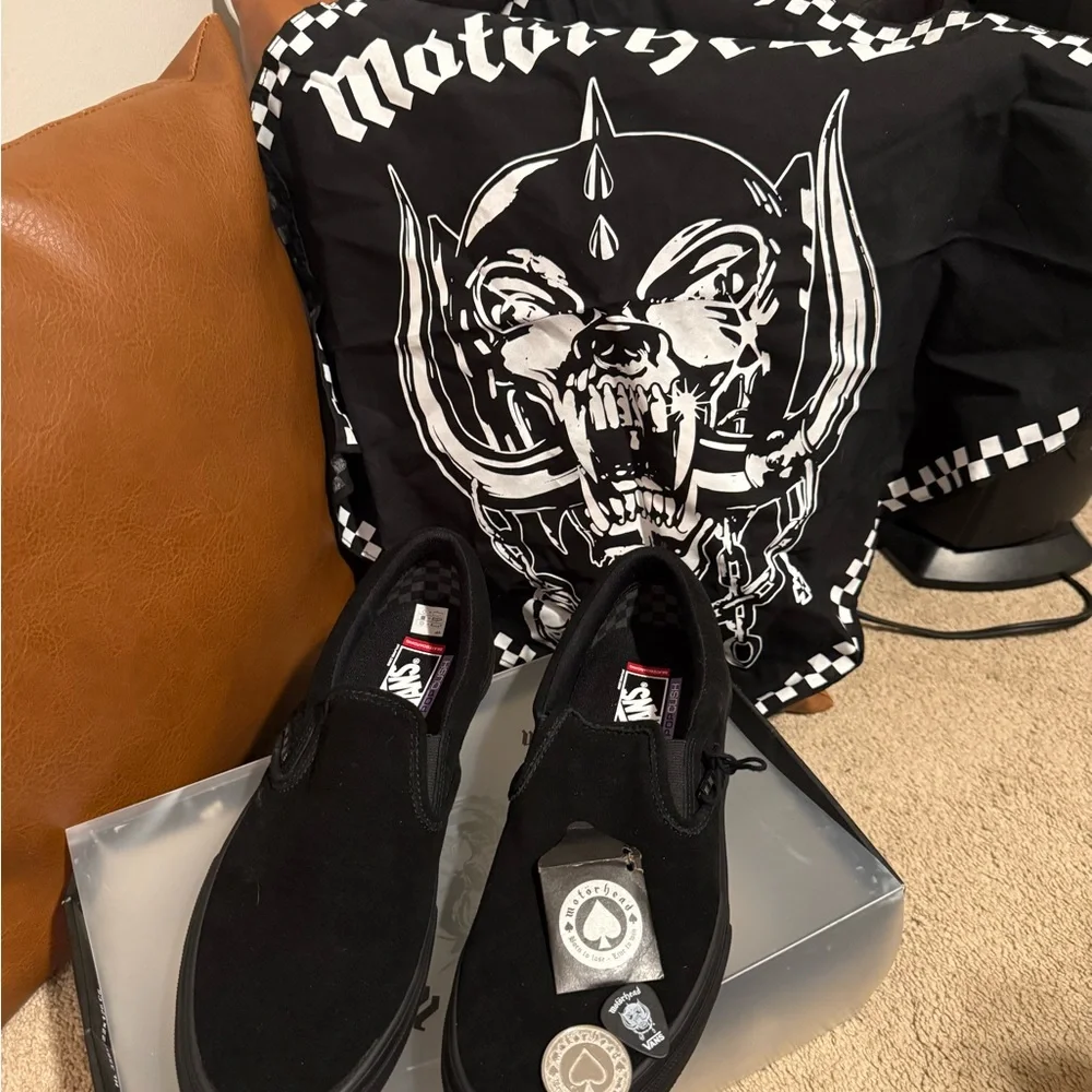 11.5 Vans Men's Black Motörhead Slip-On Sneakers - Picture 2 of 5